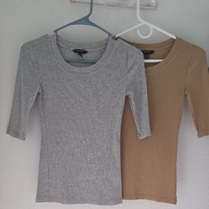 Banana Republic Gray and Tan Long Sleeve Tops